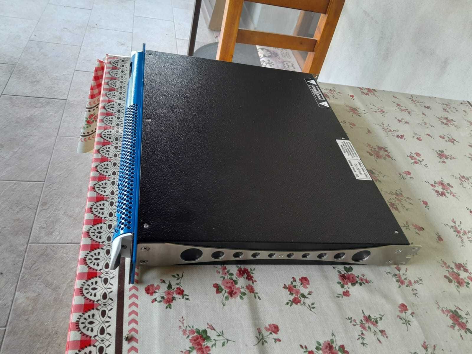 Amplificator Powersoft M30D (fără DSP),fara DSP