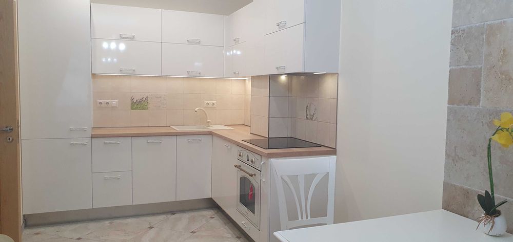 Дава се под наем Двустаен апартамент в Варна, Левски - 50 кв.м за 550 € - Снимка #10