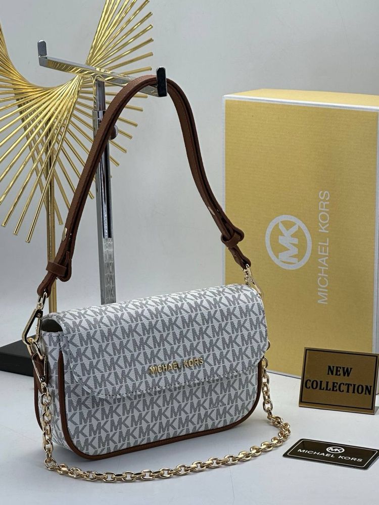 Geanta Michael Kors Noua !!! Dimensiuni 24/16 !!!