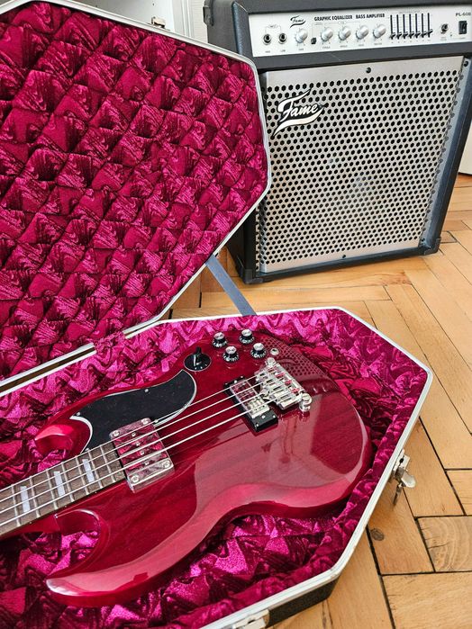Бас китара Epiphone EB3 Bass SG Cherry + Coffin Case + Fame усилвател