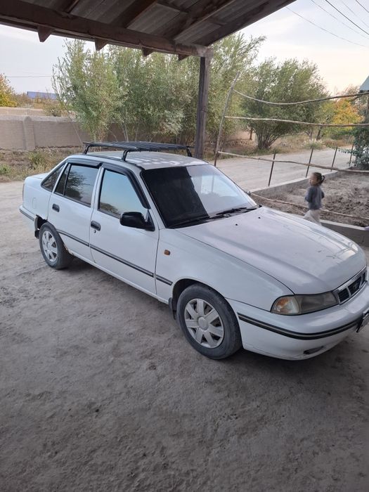 Nexia 1 satiladi