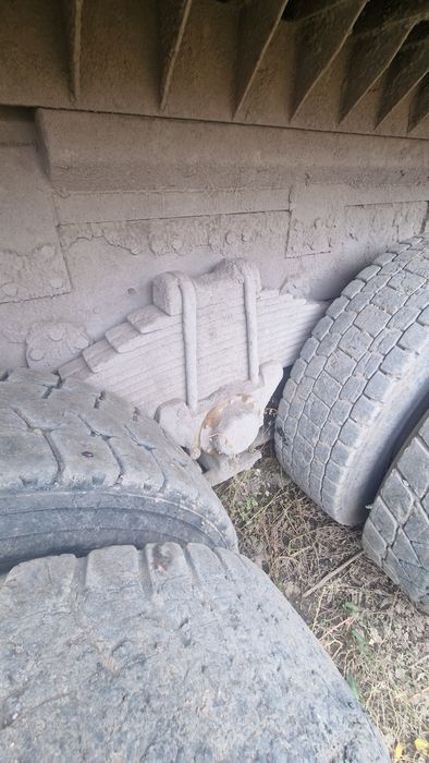 Продавам камион самосвал