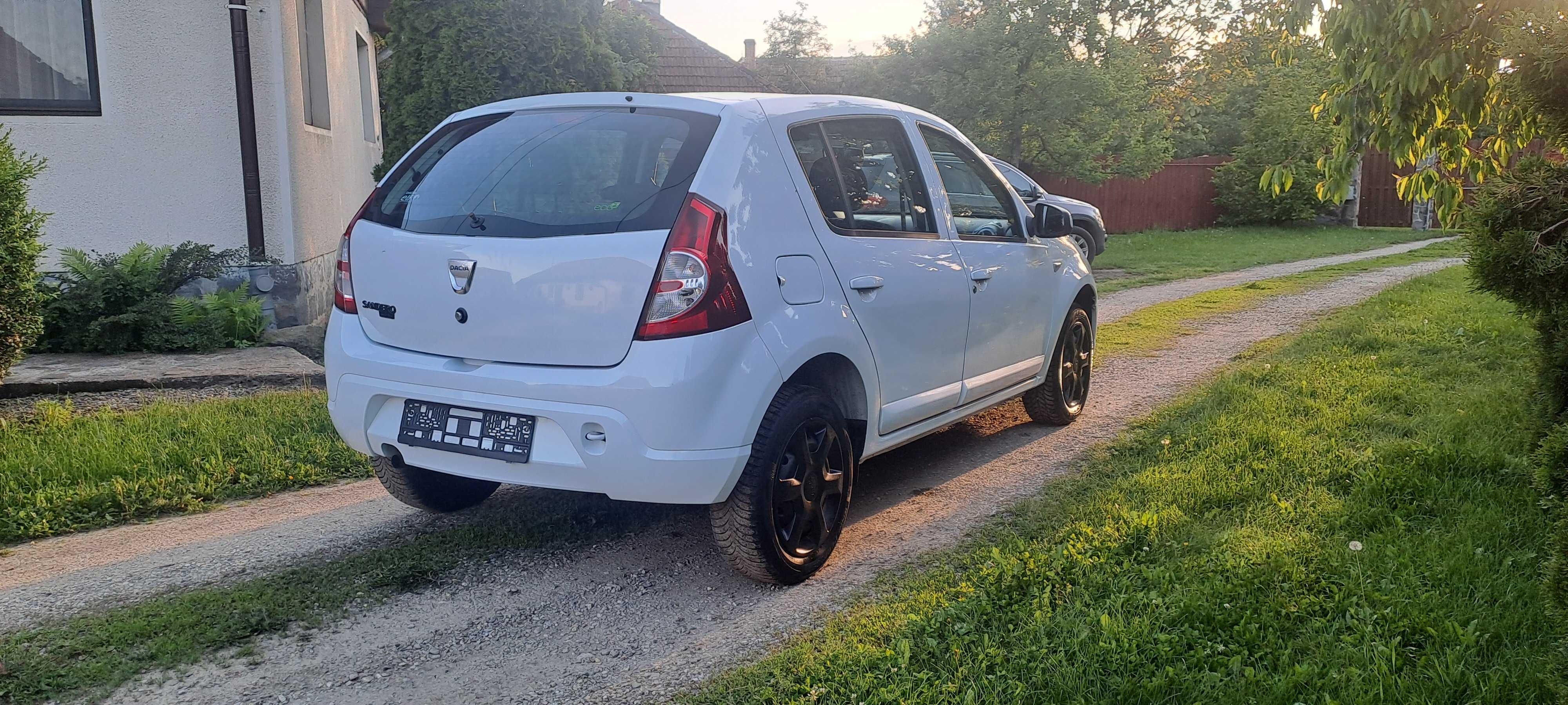 DACIA SANDERO 1.2 I 55KW 75 CP din 2010 recent adus