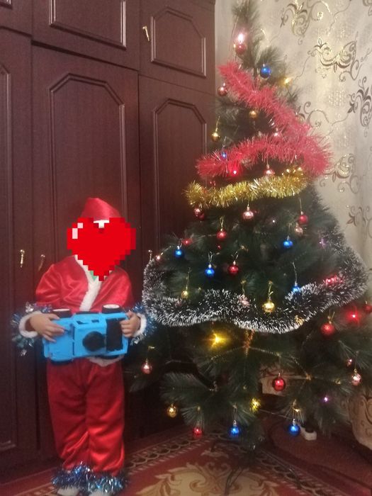 Ёлка сатылады  бағасы 15000