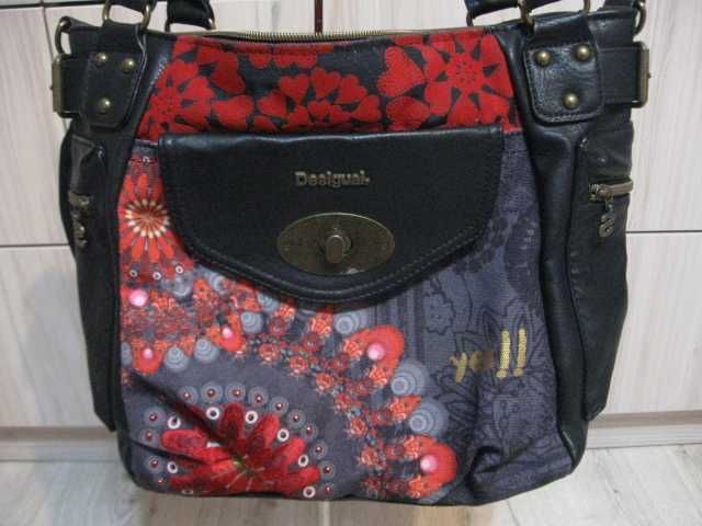 Desigual дамска чанта