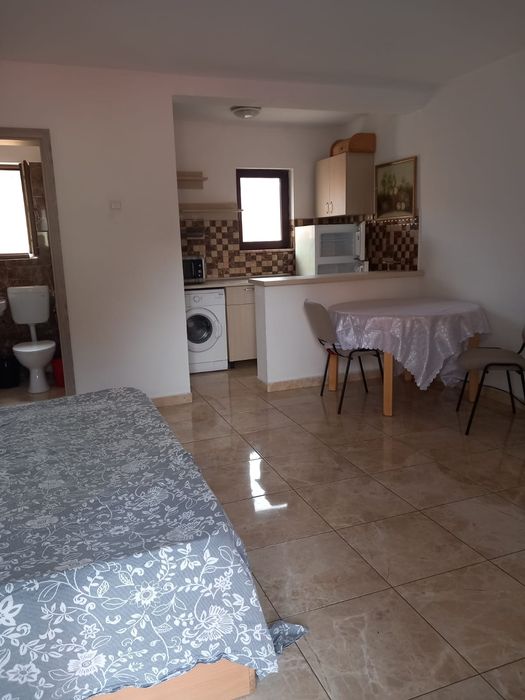 Garsonieră inchiriere