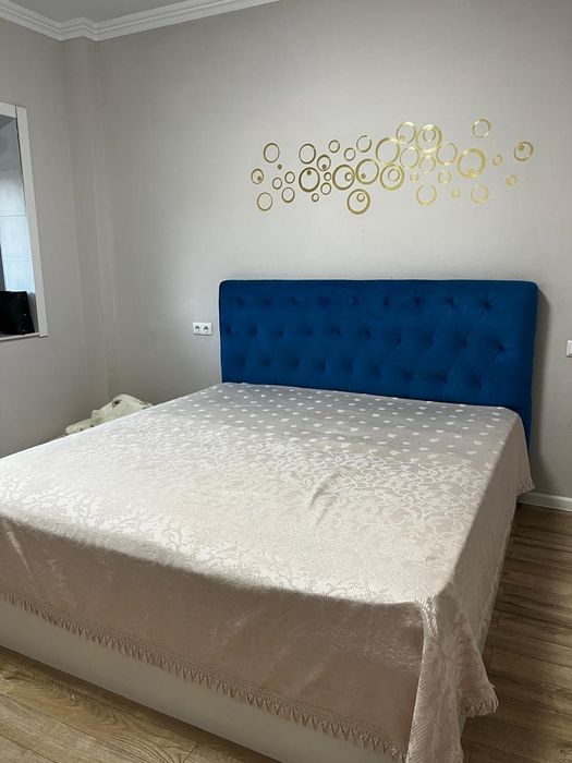 Кровать двухспальняя б/у