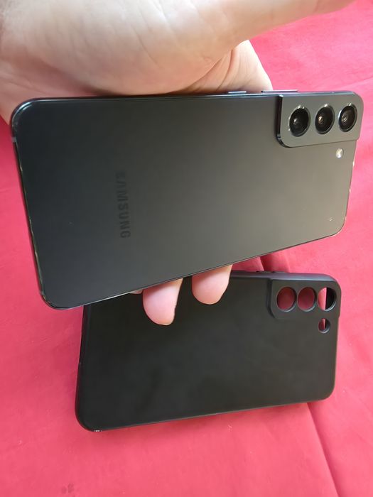 -Samsung S22, Negru, 128Gb, 8Ram, doar telefonul, stare foarte buna, s