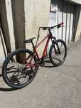 Vând bicicleta focus whistler 3.7 pe 29 pret fix