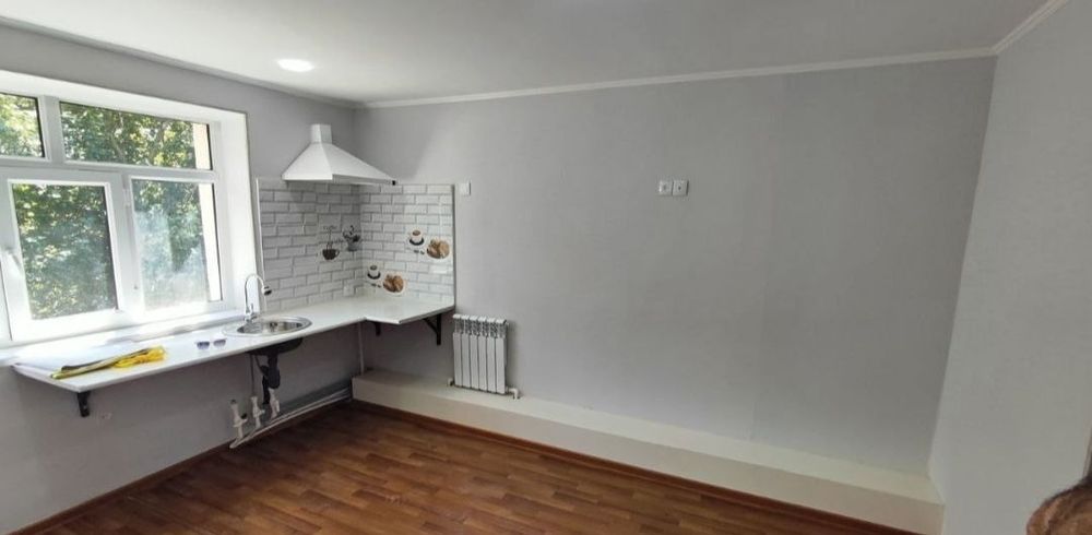 Продается 1-а комнатная на Ттз (Ориентир бешкапа Мечеть)