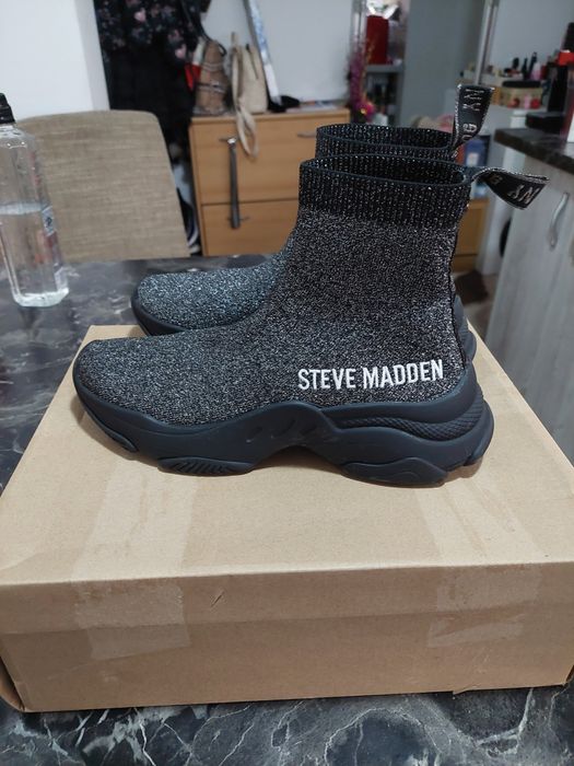 Vând ghete Steve Madden nr 38