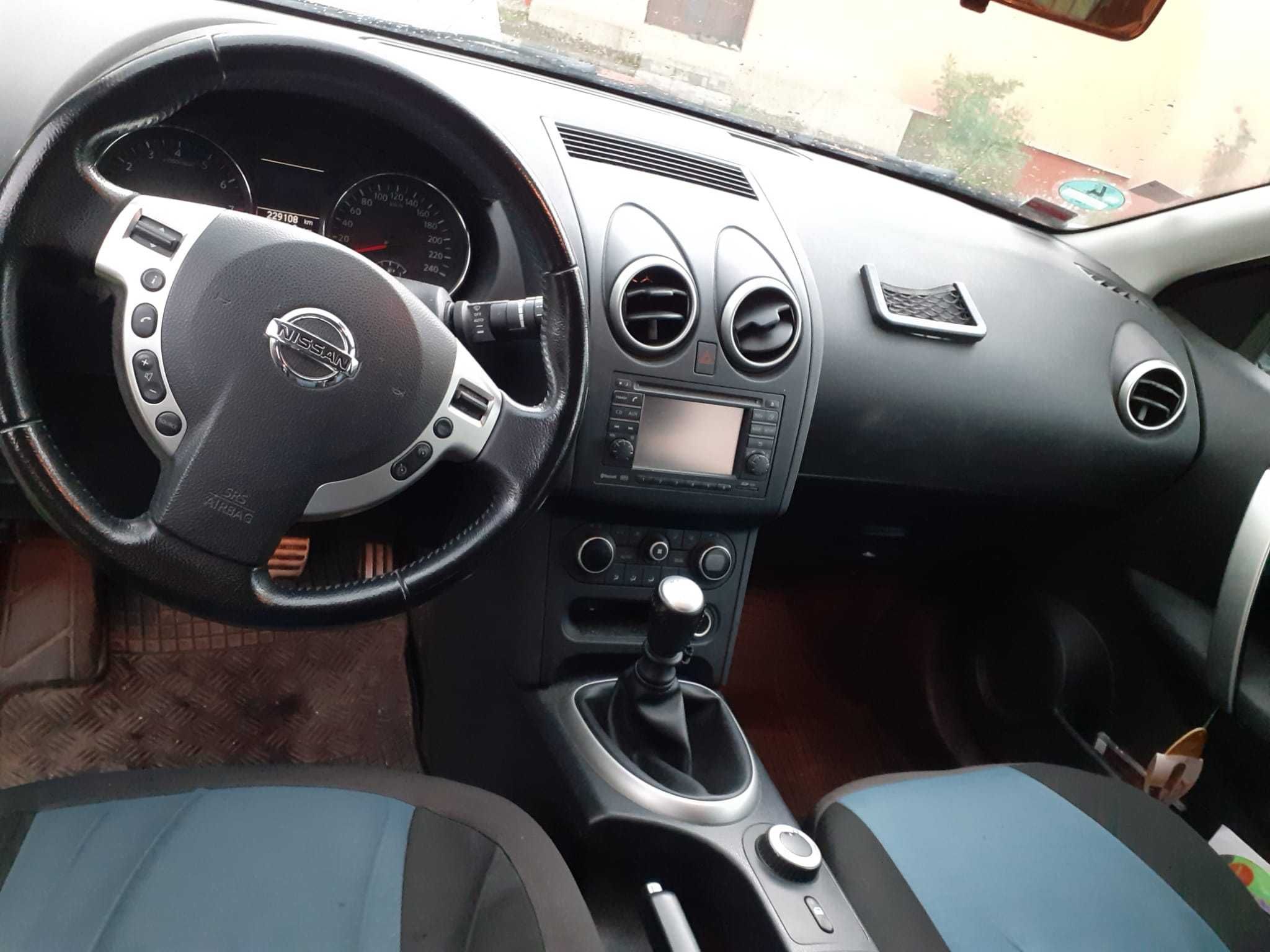 Nissan Qashqai Nissan Qashqai 2.0 4X4 benzina, 140cp