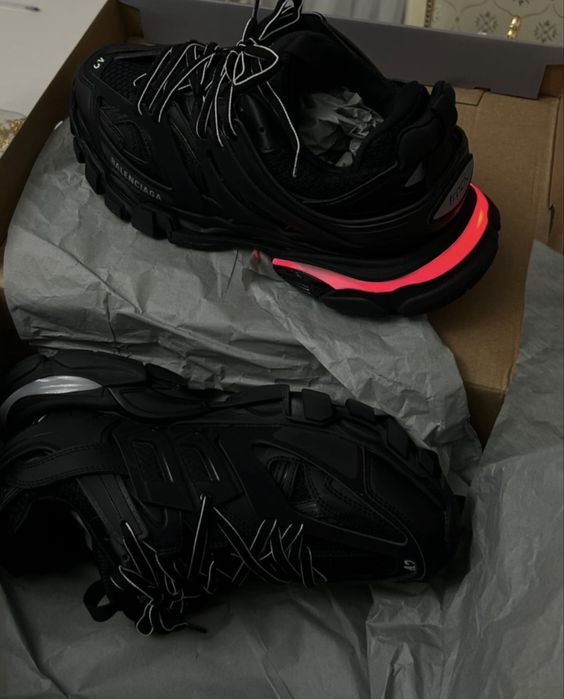 Balenciaga Track Led 42size СРОЧНО