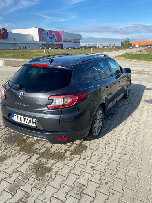 Renaul Megane 3-GT Line-1.5 dci 2012
