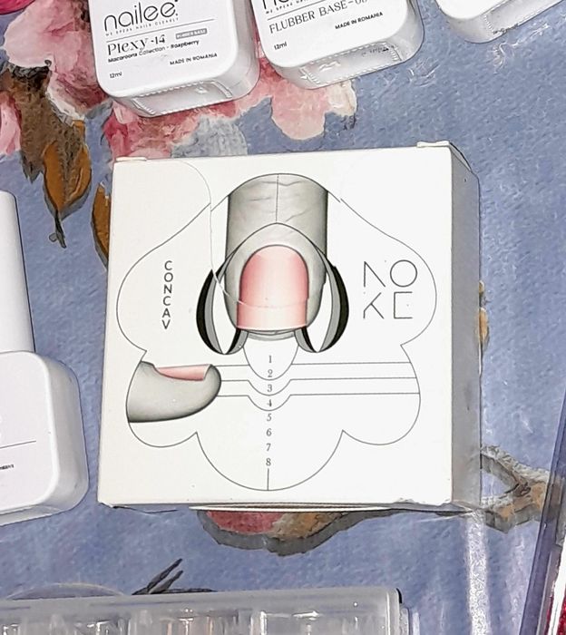 set de făcut manichiura cu gel sau semipermanenta