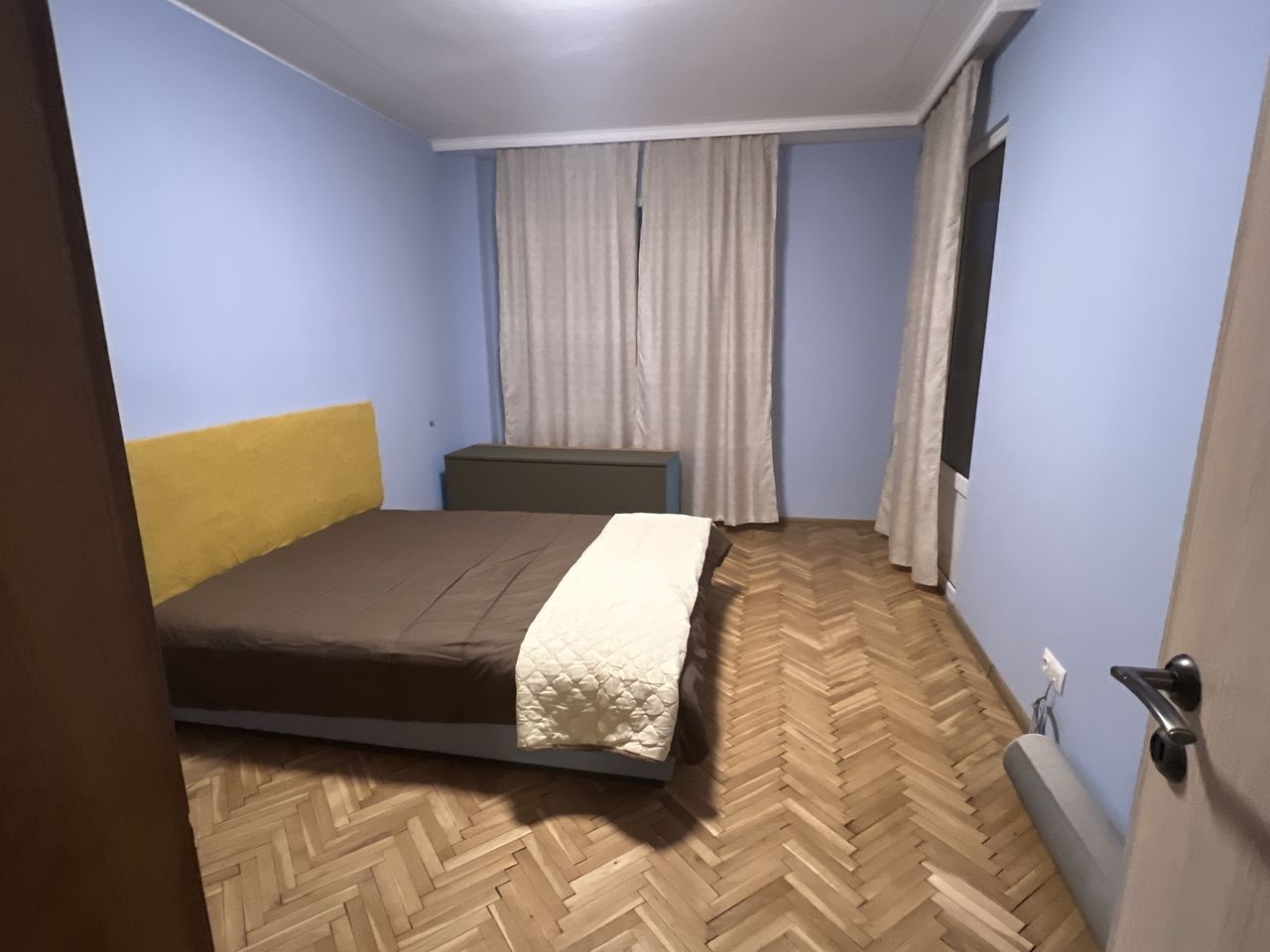 Продава се Тристаен апартамент в София, Лозенец - 170 кв.м за 8 €/кв.м - Снимка #7