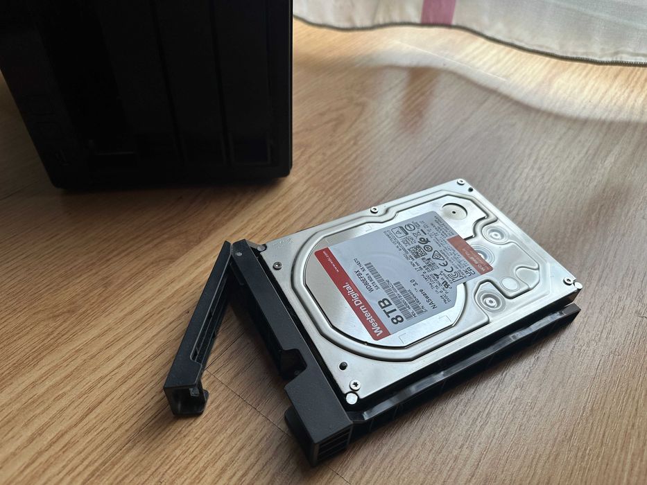 Hard Disk 8Tb WD RED (am 4 bucati)