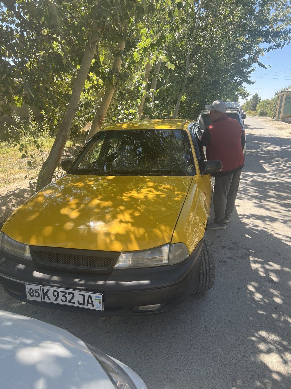 Nexia yili 1997 holati yaxshi