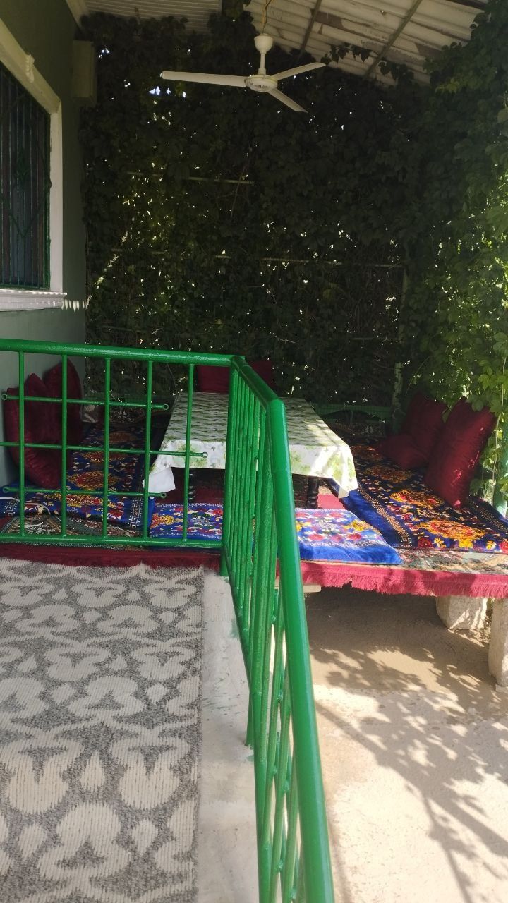 Dacha sotiladi piskent 1chi mo‘stda