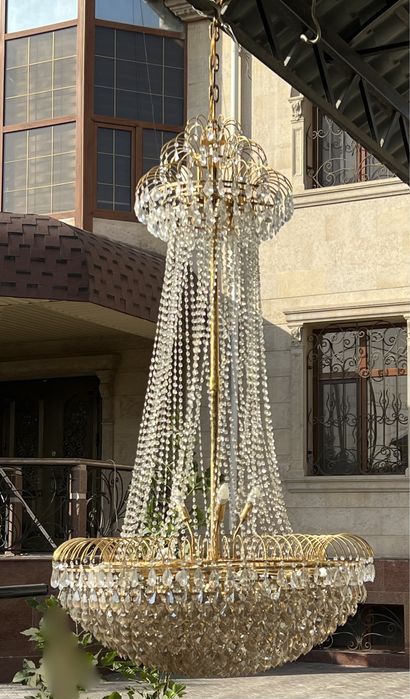 Роскошная большая люстра – высота 2 метра! Цена договорная