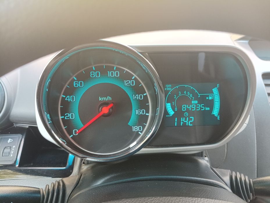 SPARK 2019 МКПП, цвет Дельфин, состояние отличное! Без ДТП! Срочно!