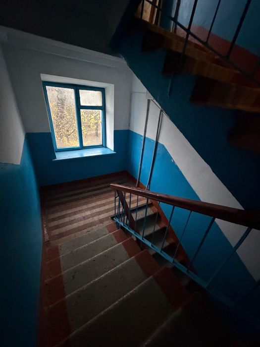 Продается 2 комн кв. Жазира.