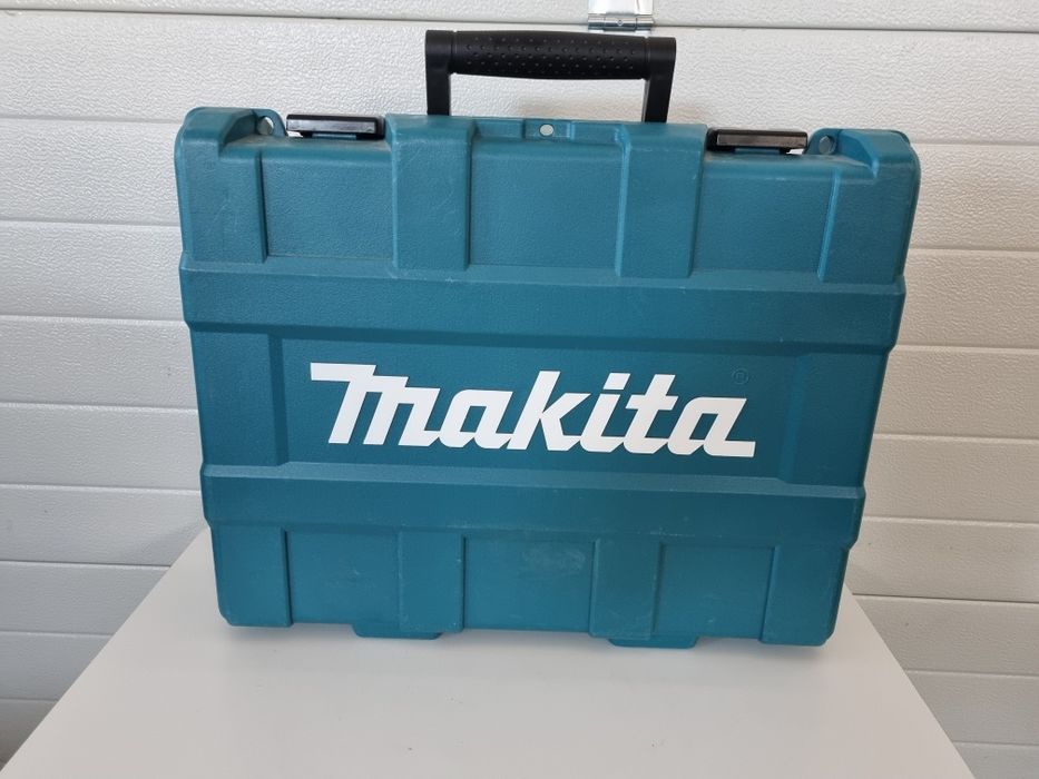 Акумулаторен пистолет за сирикон Makita