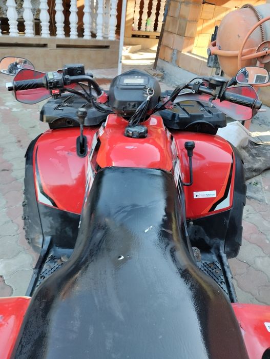Vând atv Linhai 300