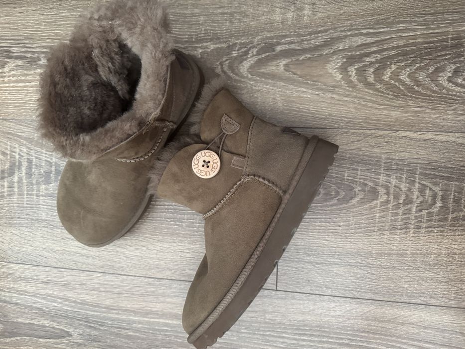 Cizme scurte ugg 36