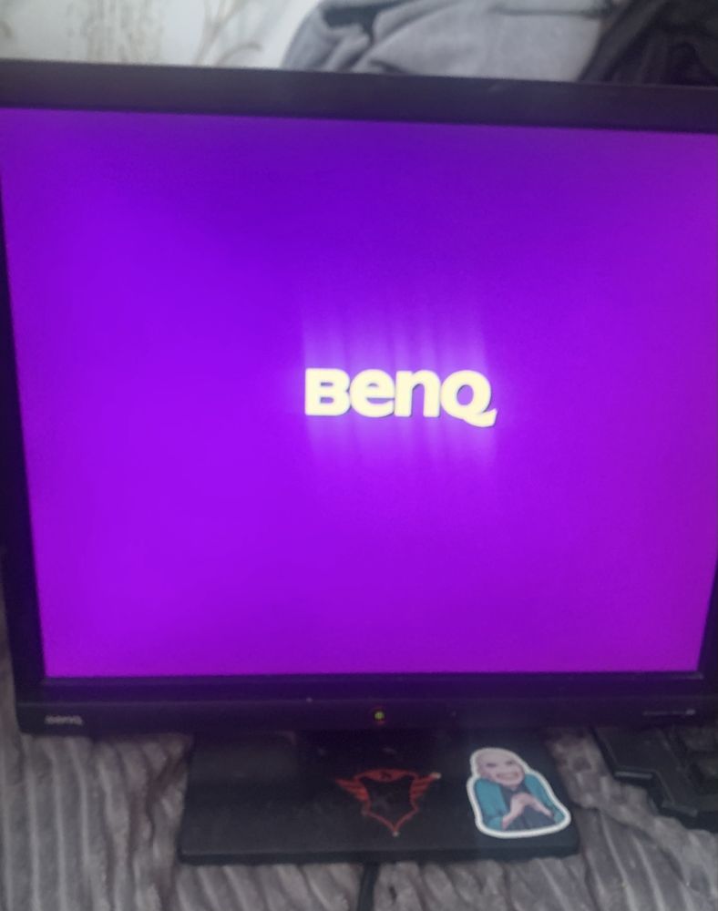 монитор Benq……..