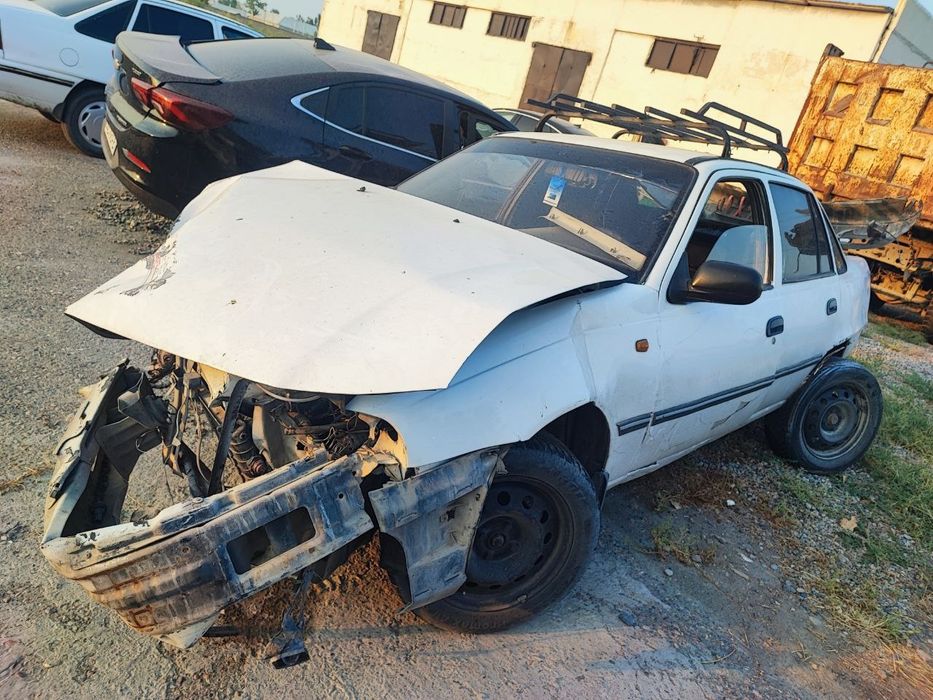 Nexia avtomobili 1997 yil