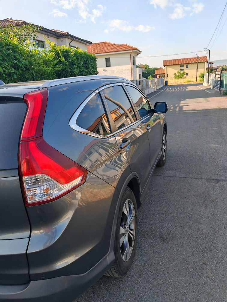 Vând Honda CR-V 2014