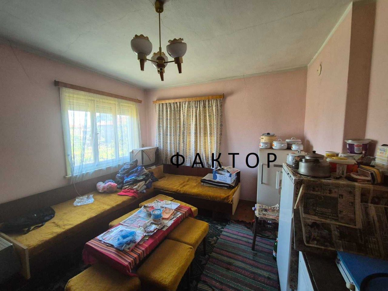 Продава се Къща в Пловдив, Коматево - 150 кв.м за 1387 €/кв.м - Снимка #2