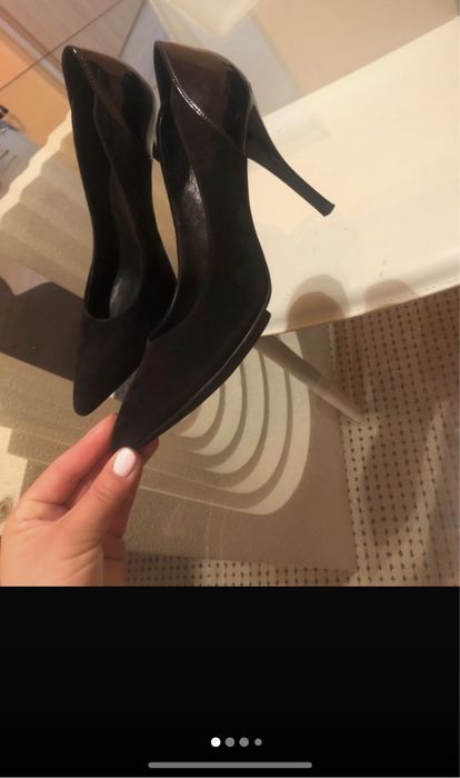 Pantofi stiletto Guess