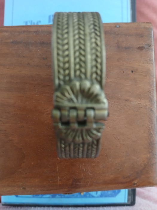 Стара гривна автентична