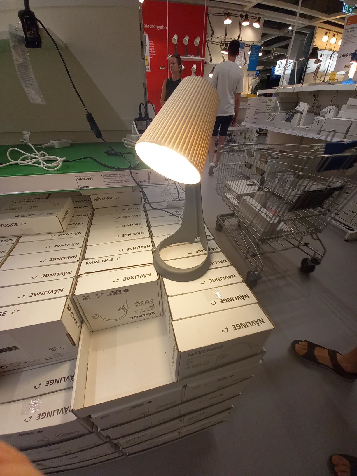 Настольная лампа  Svallet из  IKEA  новая