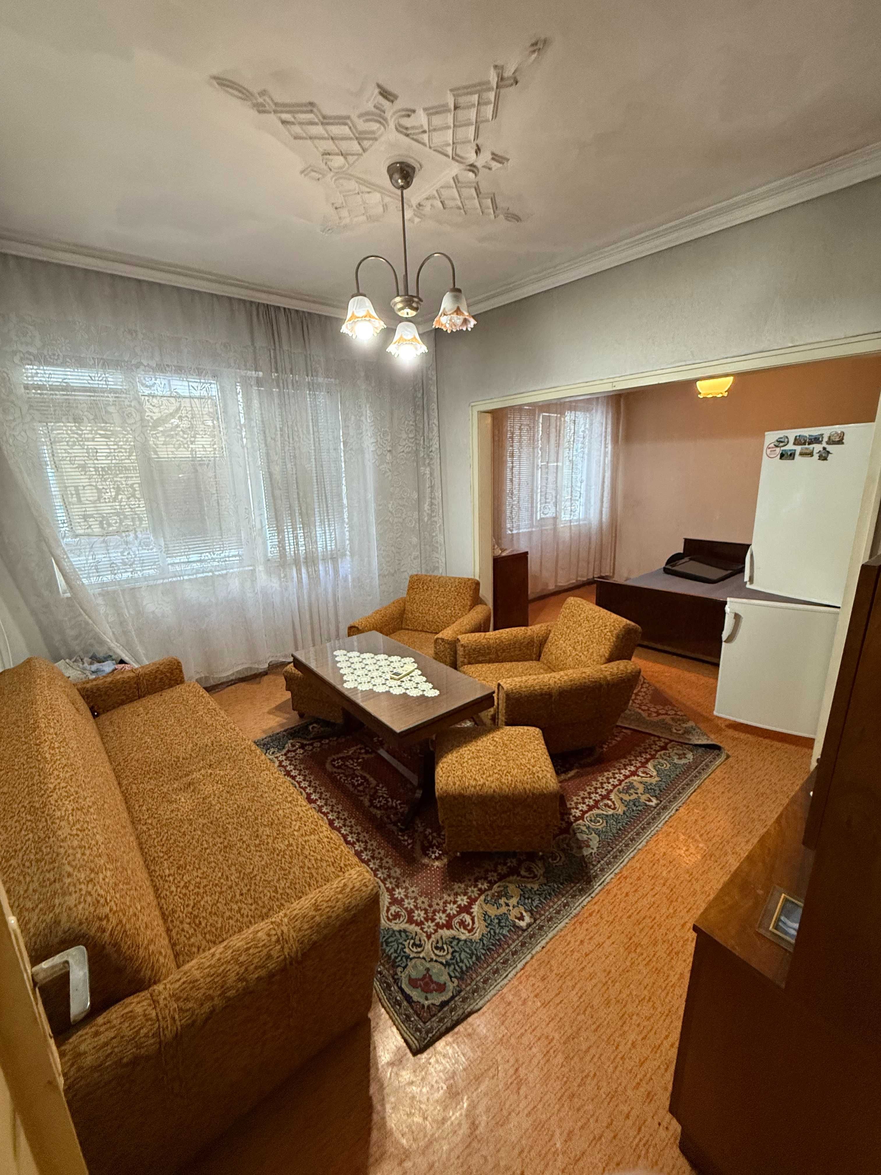 Къща 140 кв.м с двор 24 кв.м, 2 етажа, Асеновград, кв. Жорж Махала
