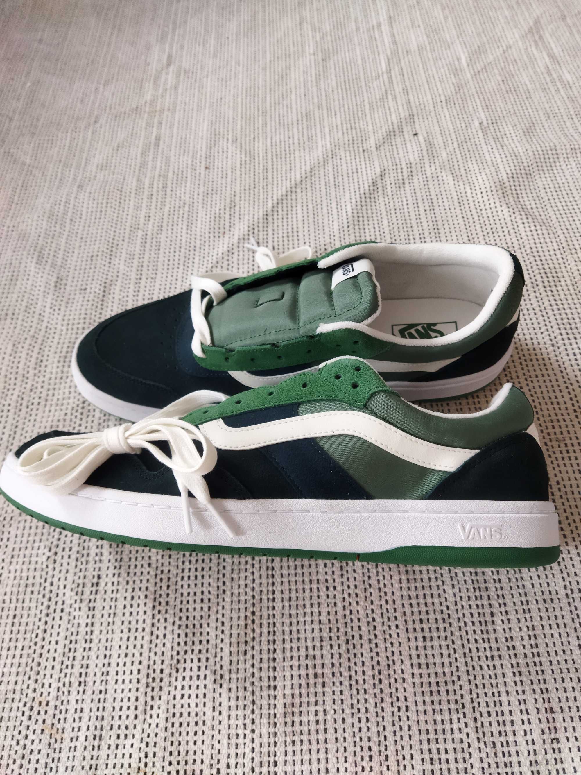 Маратонки VANS  47 номер