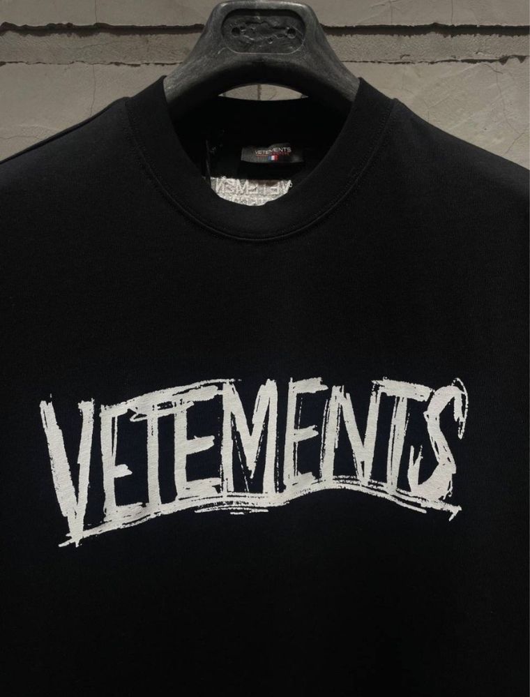 Tricou Vetements World Tour