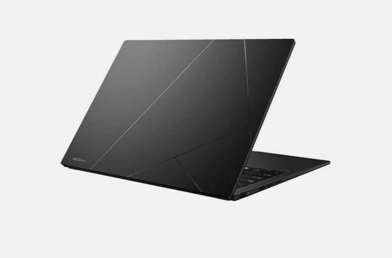 Лаптоп ASUS Zenbook 14 OLED UM3406HA-QD080W чисто нов Ryzen 7