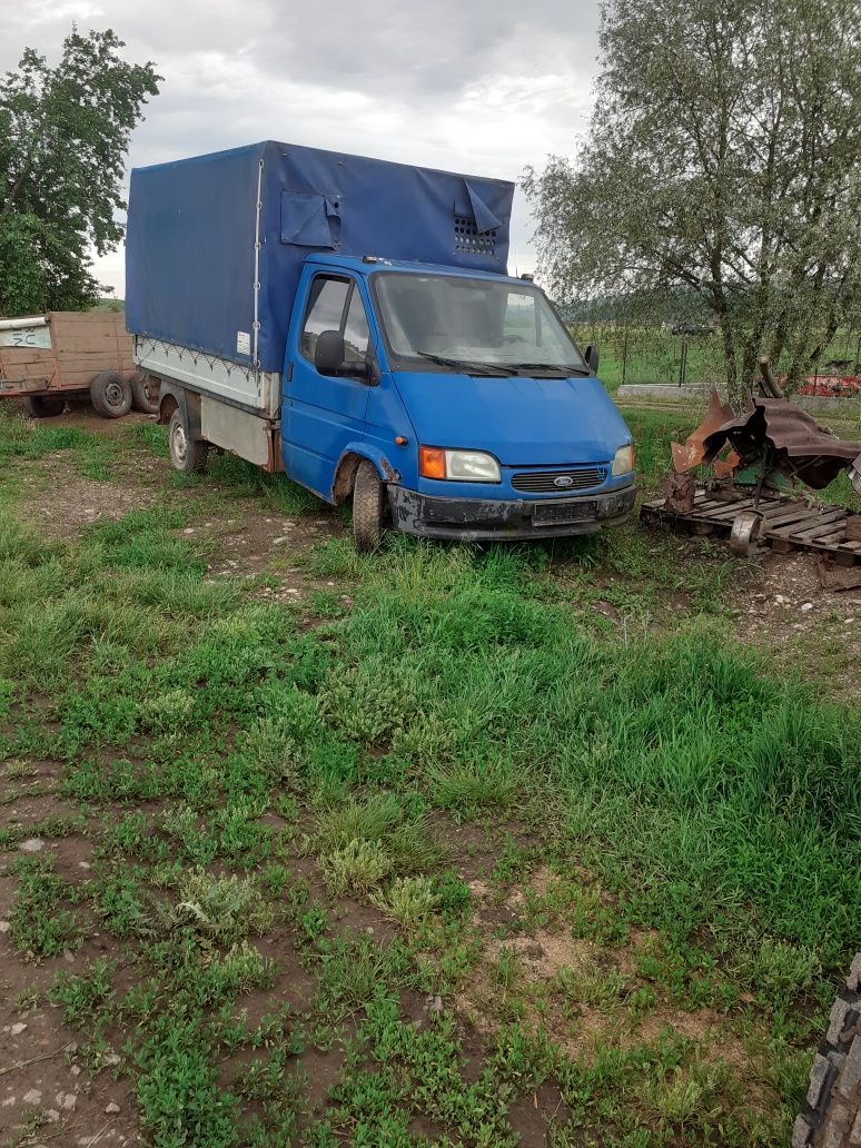 Vand radiator și cutie viteza ford tranzit  25