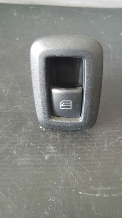Buton geam stanga spate mercedes b class w 245 a2518200510
