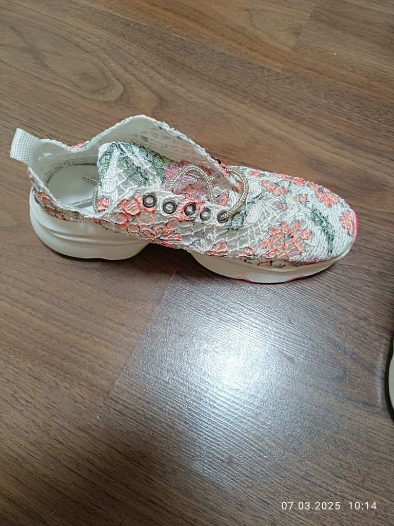 Кроссовки женские летние Турция