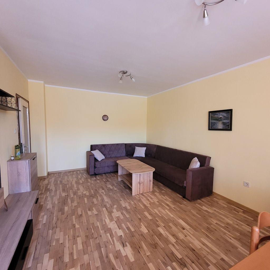 Дава се под наем Двустаен апартамент в София, Зона Б-5 - 80 кв.м за 663 € - Снимка #11