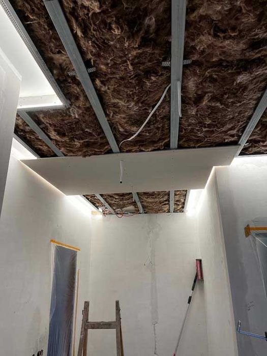 Професионално Боядисване с Латекс, Гипсокартон и Шпакловка