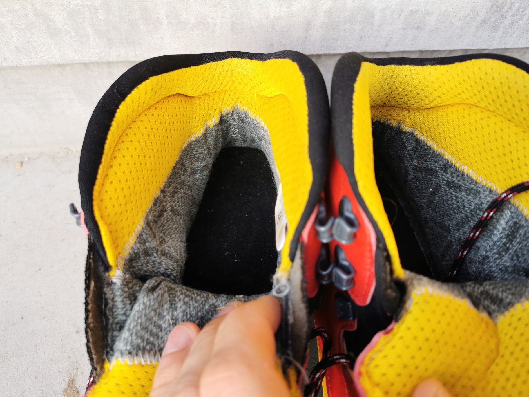 Ghete de munte La Sportiva Trango Leather Gtx 45