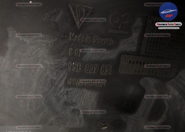 Порше Макан / Porsche Macan Оригинална задна пола в добро състояние.