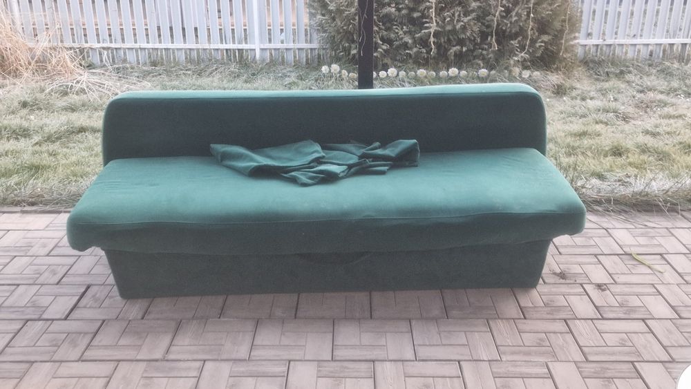 Отдам бесплатно тахту/диван