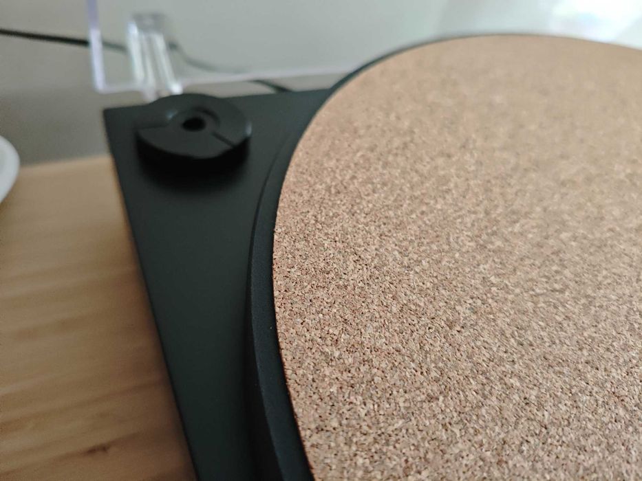 Грамофон Pro-Ject Debut Pro