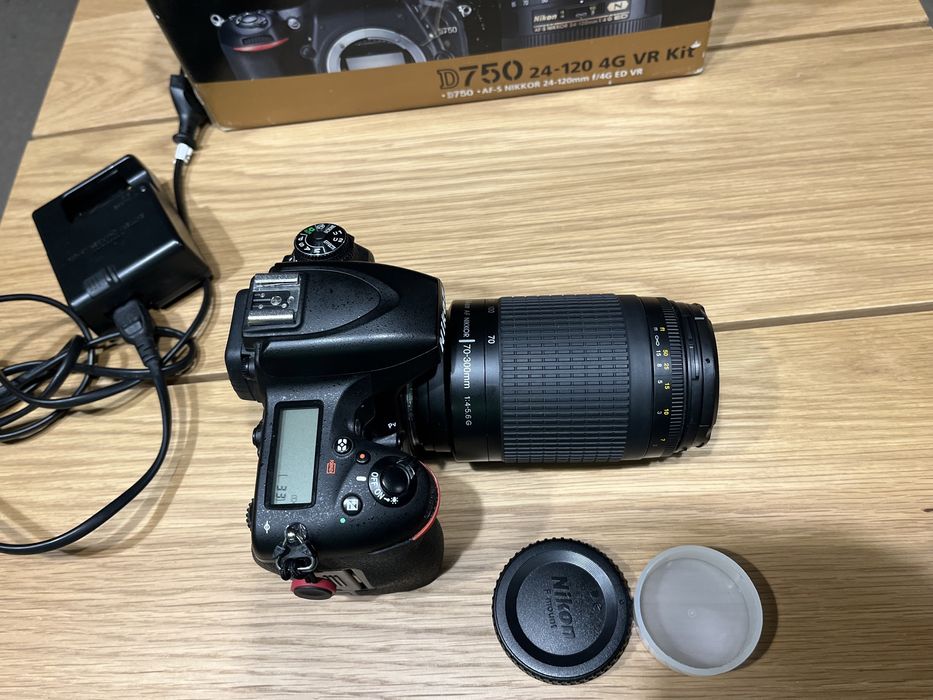 Nikon D750 + AF Nikkor 70-300 4-5,6 G